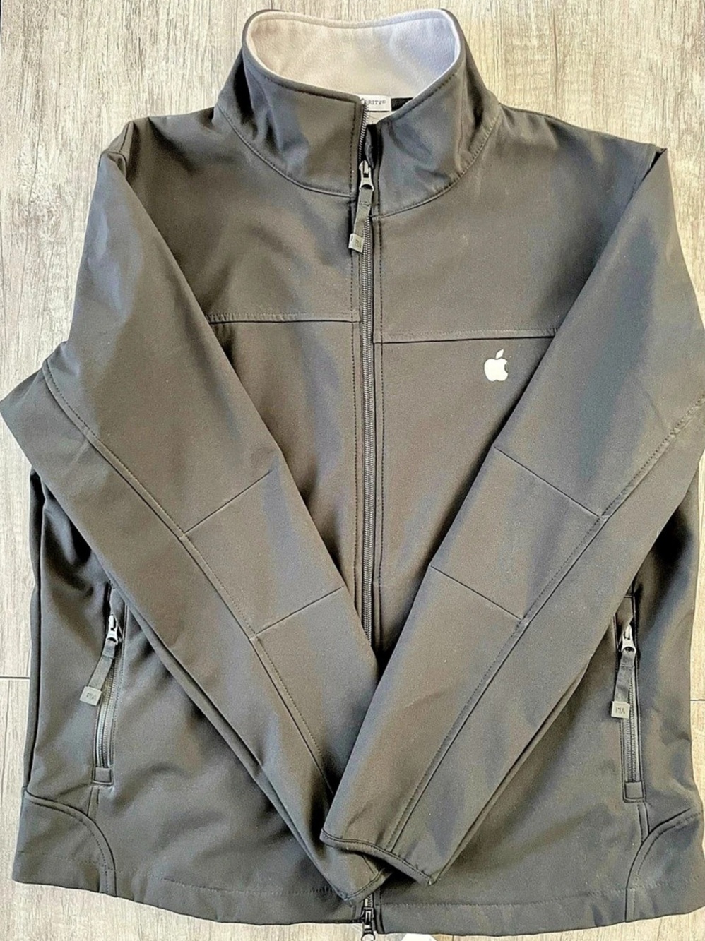 Apple Logo Port Authority Glacier Softshell Vest in Black Size XL NWT